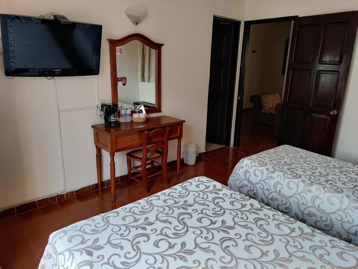Hotel Posada Dona Lala Тлакотальпан Экстерьер фото