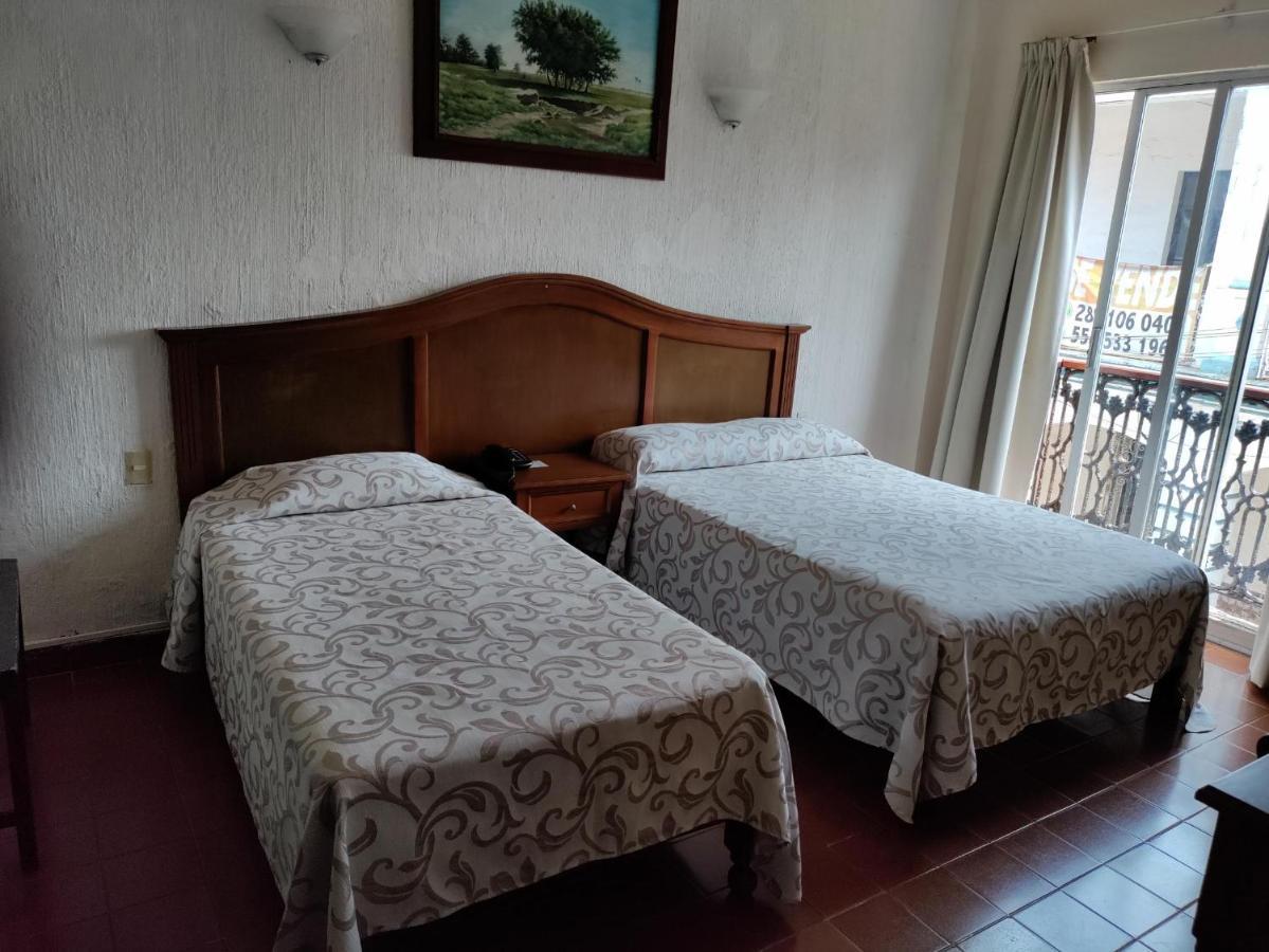 Hotel Posada Dona Lala Тлакотальпан Экстерьер фото