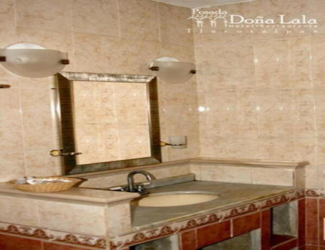 Hotel Posada Dona Lala Тлакотальпан Экстерьер фото