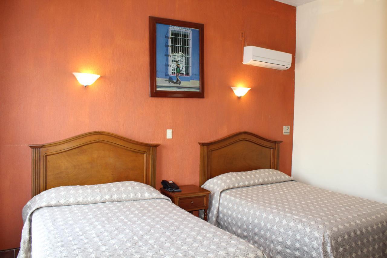 Hotel Posada Dona Lala Тлакотальпан Экстерьер фото